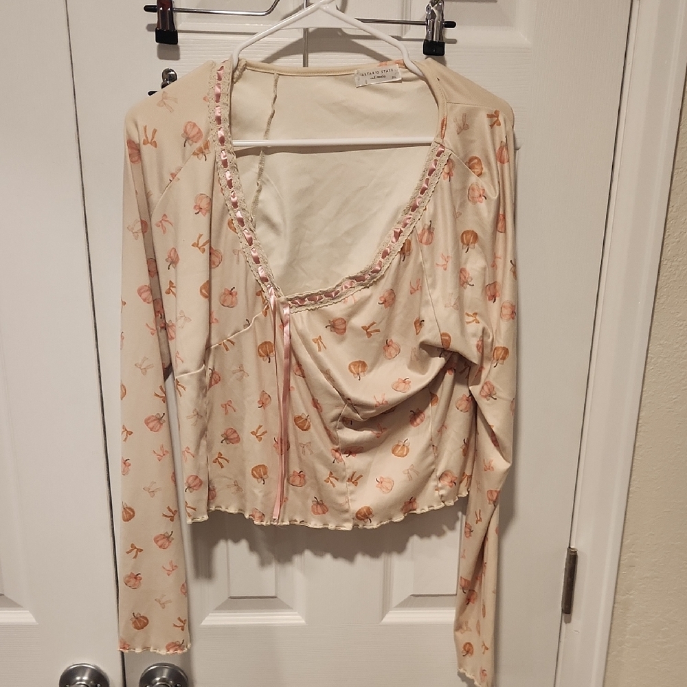 NWOT Altar'd State Long Sleeve Pumpkin Pajama Top